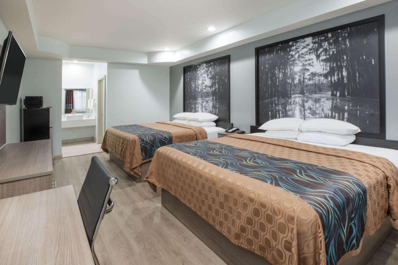 Super 8 By Wyndham Humble Houston Fallcreek Zewnętrze zdjęcie